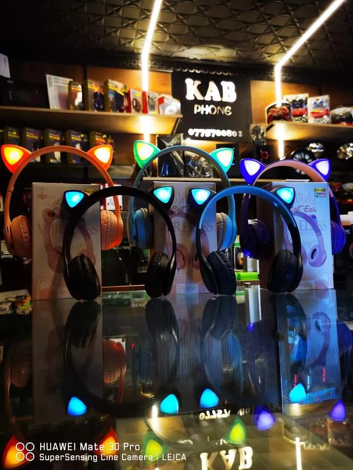 سماعة القطه  - المضيئة 